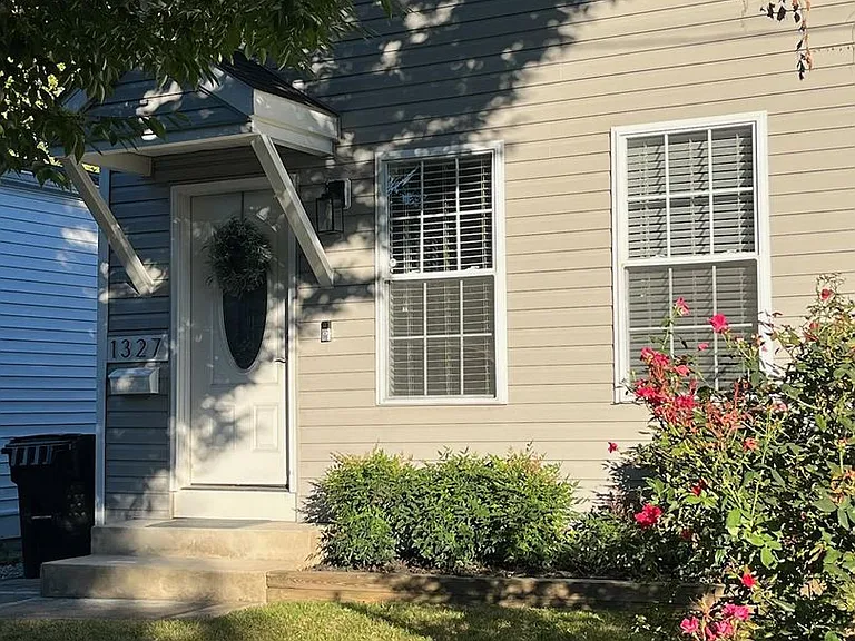 1327 Christy Ave — Photo 5