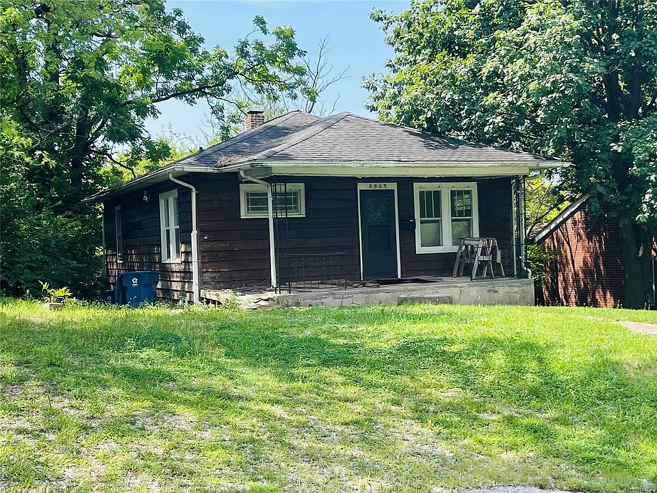 1st image of 2909 Buena Vista Ave