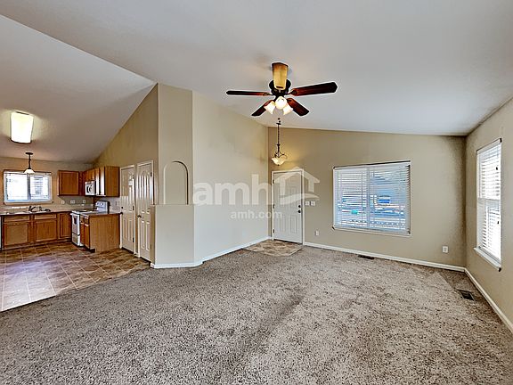 5th image of 2420 Dock Dr