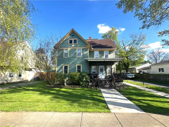 8 William St, Dansville, NY 14437