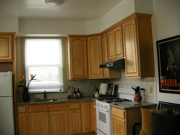5th image of 1440-1442 Clement Street