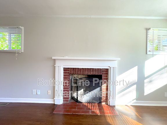 5th image of 757 Montford Dr
