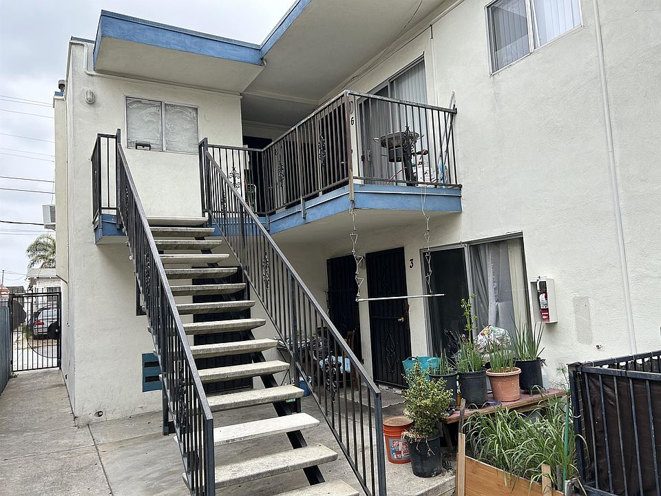 1st image of 4136 Menlo Ave
