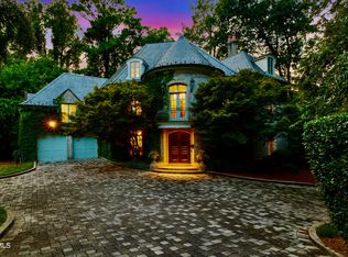 2658 Davis St, Raleigh, NC 27608