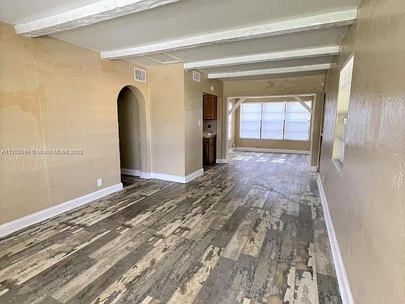 4th image of 3680 Jackson Blvd #3680