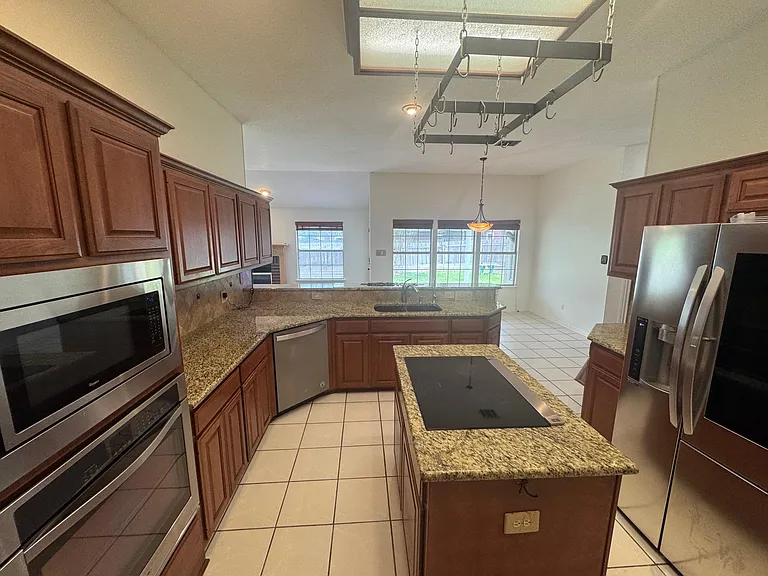 16101 W Dorman Dr — Photo 6
