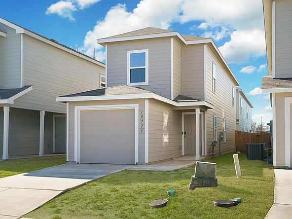 2nd image of 10921 Presa Way