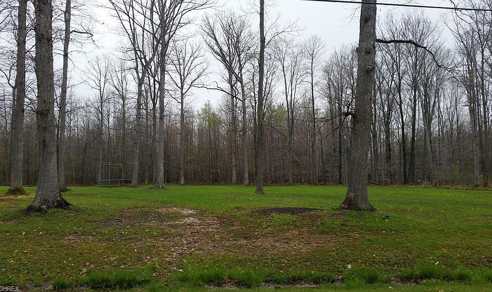 2nd image of 2595 Cardinal Dr