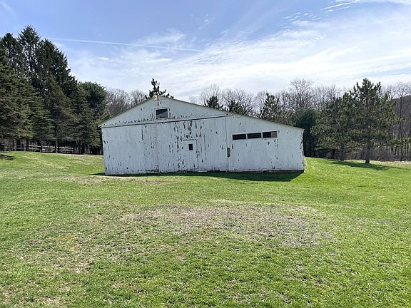 4th image of 267 Billingsley Rd