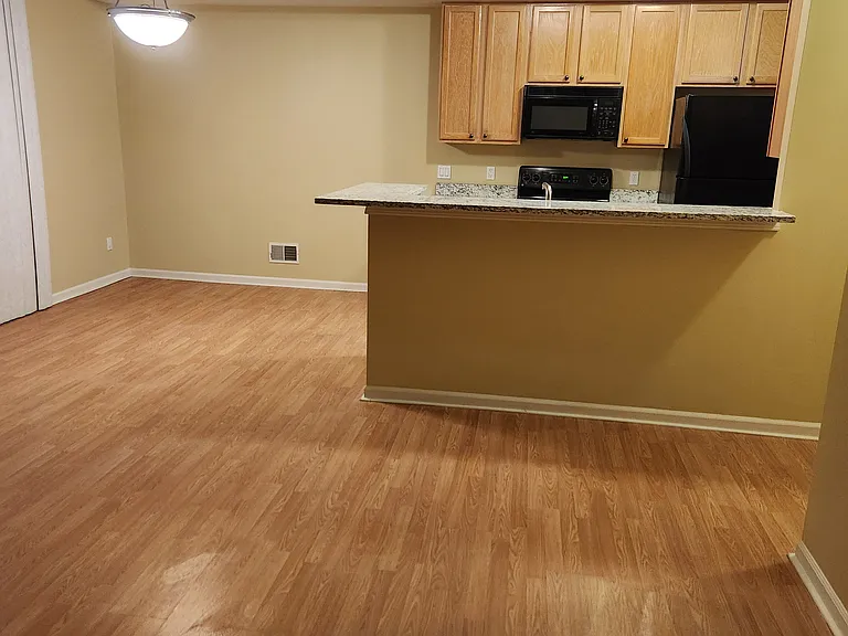 1048 Alameda Blvd #1048 — Photo 11