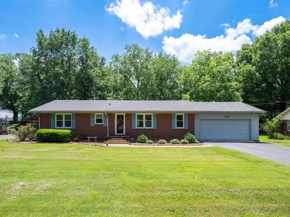 109 Circle Dr, Lexington, TN 38351