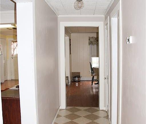 5th image of 309 Glenn St