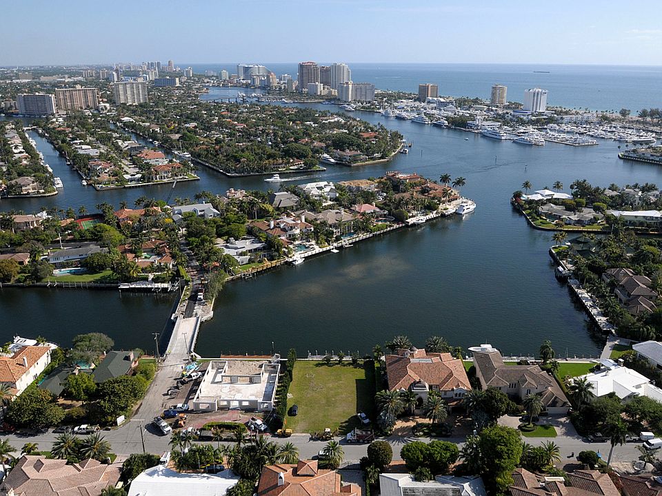 1st image of 29 Isla Bahia Dr