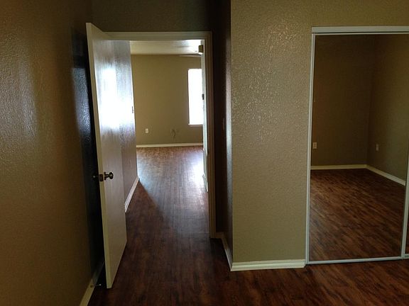 3rd image of 1025 N Water St