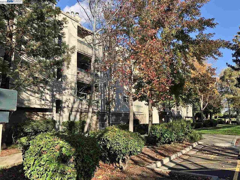 1st image of 1280 Stanhope Ln APT 242