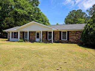 108 Glenwood Ln, Enterprise, AL 36330