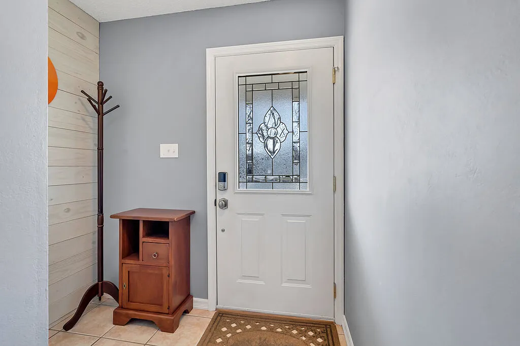 10 Apple Tree Ct - 1 — Photo 2