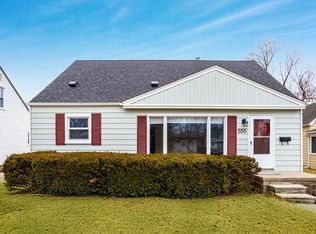 555 S Chocolay Ave, Clawson, MI
