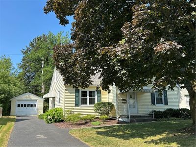 92 Clarington St, Rochester, NY, 14609