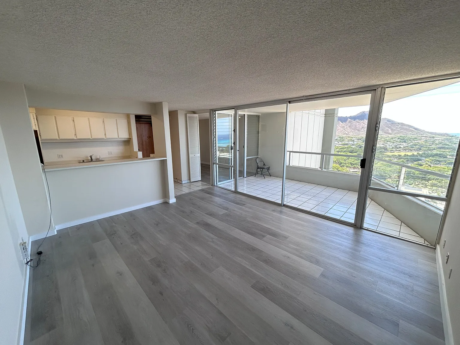 2600 Pualani Way Apt. 2604 (DHV 2604) - 1 — Photo 3
