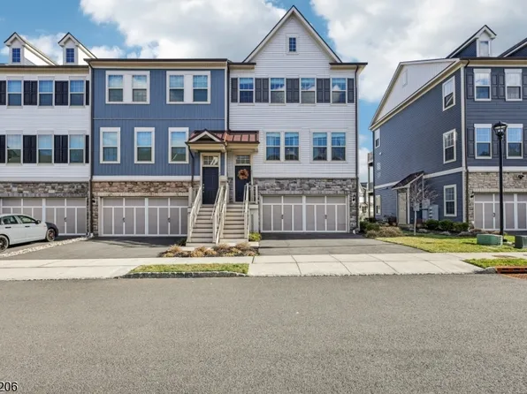 21 Dahlia Dr, Warren, NJ 07059