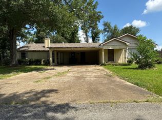 945 Myrtle St, Dequincy, LA 70633