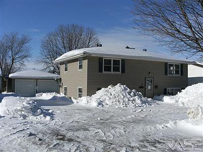 1st image of 1001-1003 S Blaine Ave