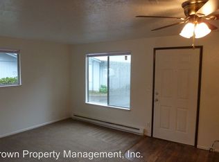 3575 Manor Dr NE, Salem, OR 97301