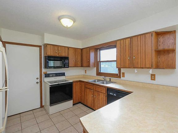 4th image of 6332 Enola Ave