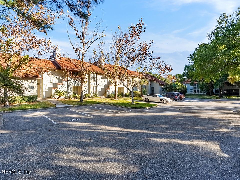 1st image of 1701 WOOD HILL Place #1701
