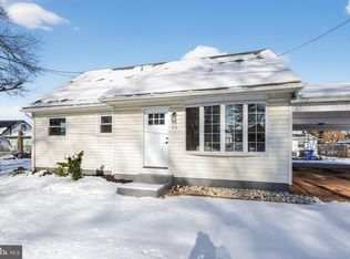 51 Mill Rd, Burlington, NJ 08016