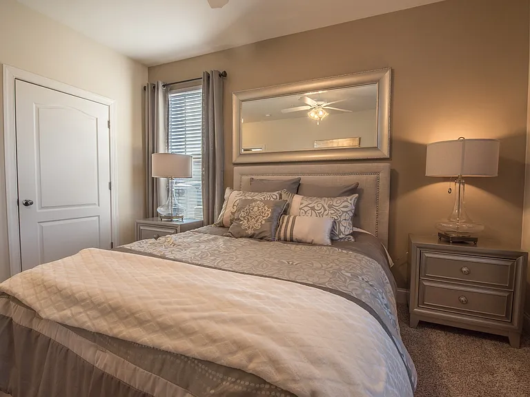 Afton Ridge Apartments — Photo 18