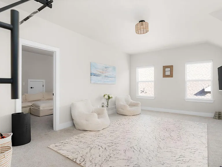 137 Crescent Moon Ct — Photo 32