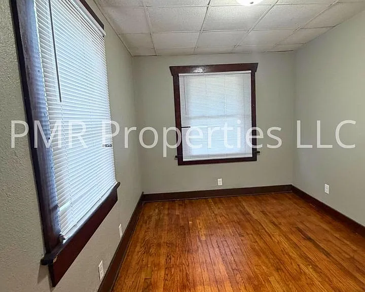 4103 King Hill Ave — Photo 4