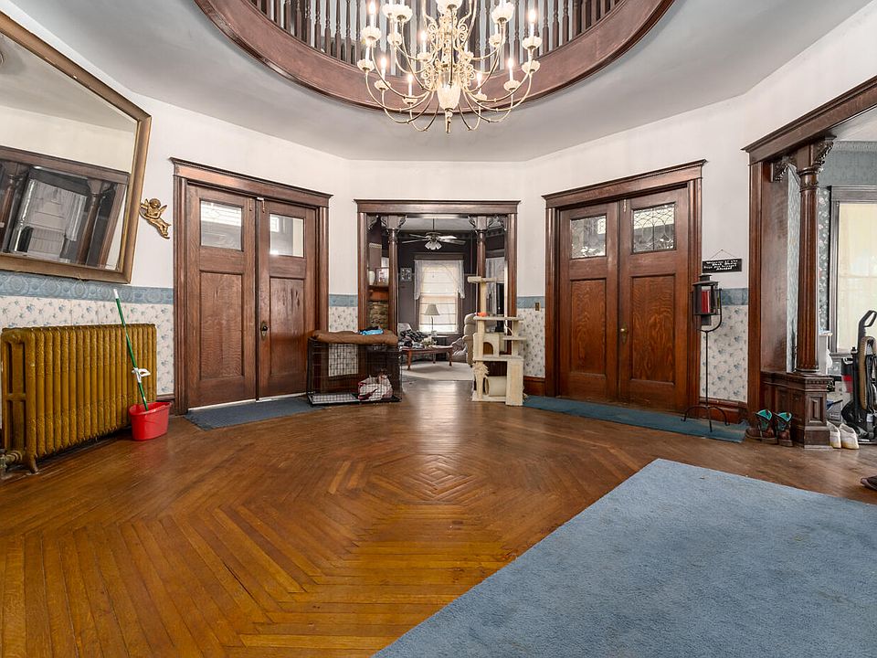 443 Main St, Battle Creek, MI 49014 Zillow