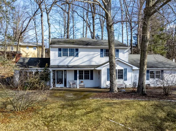 4 Dutch Court, West Nyack, NY 10994