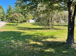 315 N 3rd St, Mitchell, IN 47446