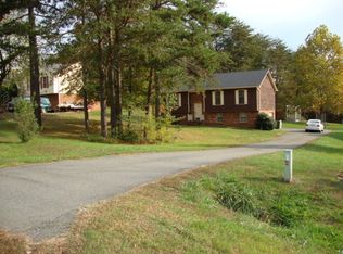 3590 Deerhunter Ln, Tobaccoville, NC 27050