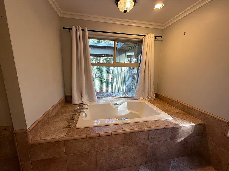 17425 Alexandra Way — Photo 37