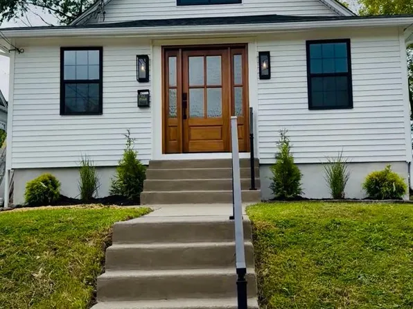 12 Page Ave, Barrington, NJ 08007