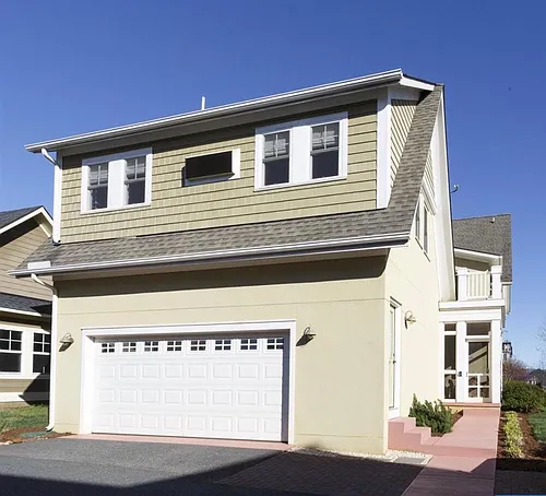 114 Caty Ln Photo 1