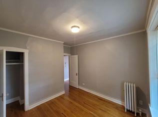 1195 S Kenilworth Ave #3, Oak Park, IL 60304