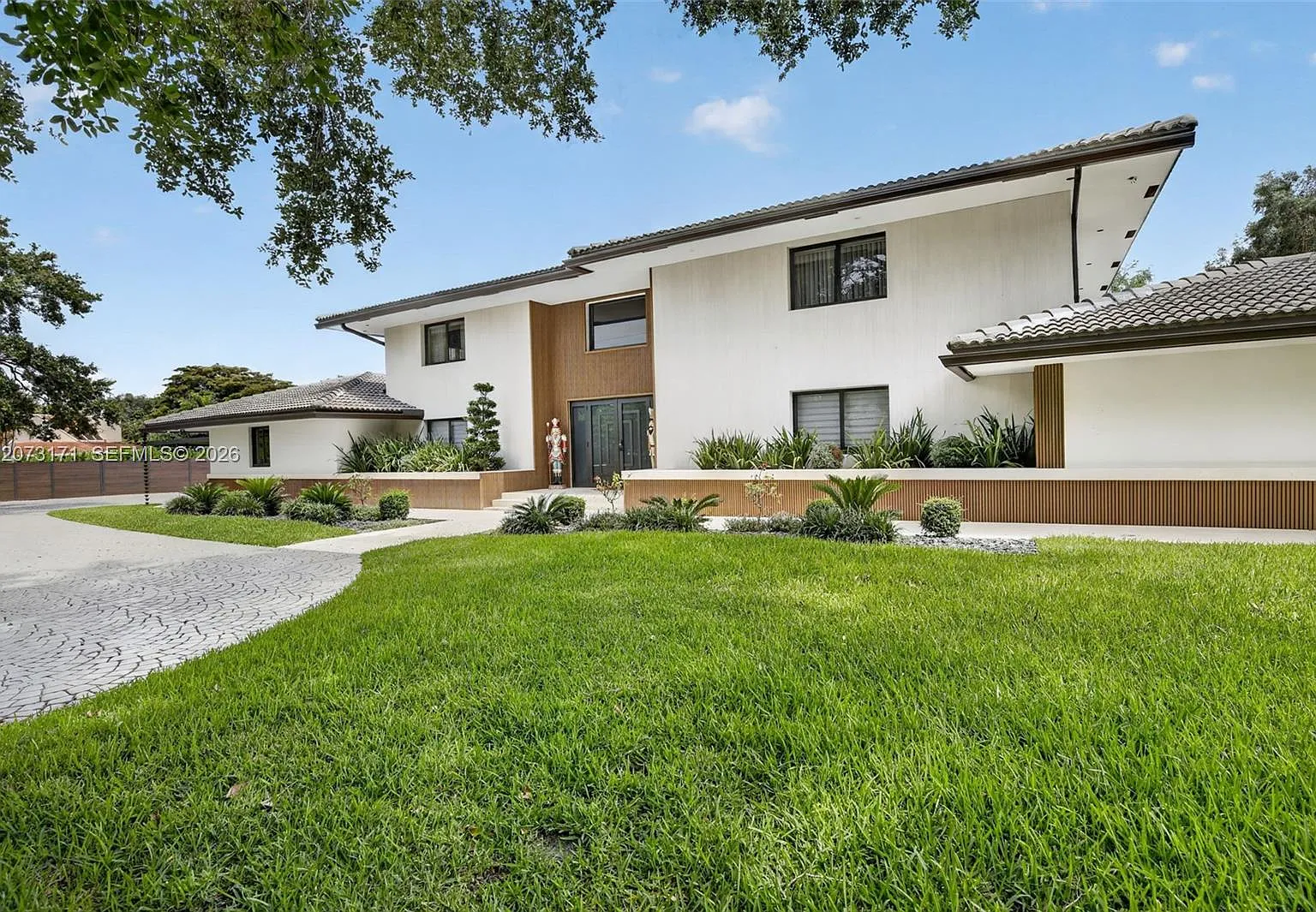 Plantation Acres — Photo 3