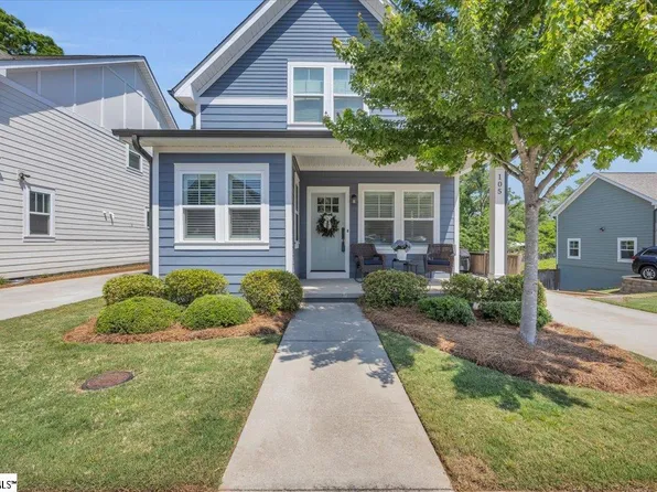 105 Greenridge Dr, Greenville, SC 29607