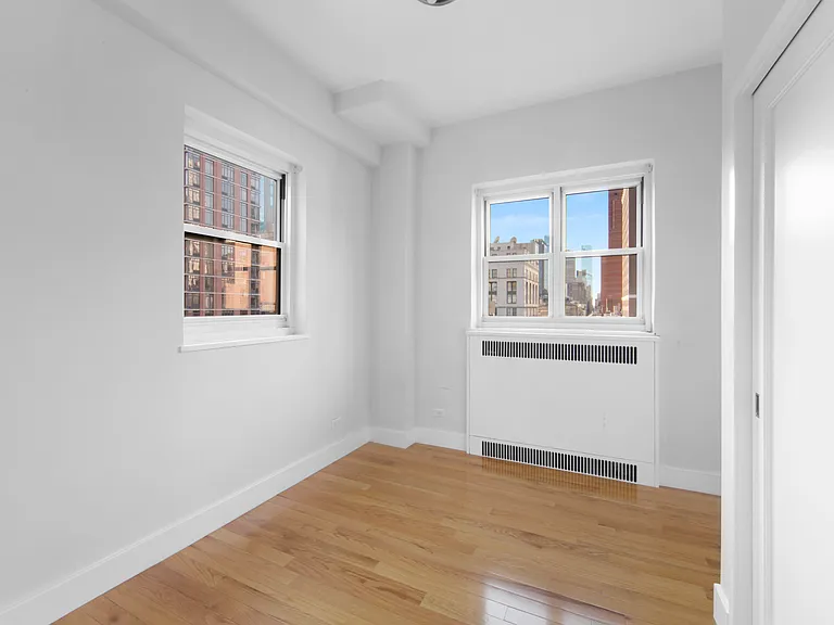 20 Park Ave #16E — Photo 8