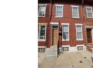 2231 Titan St, Philadelphia, PA 19146