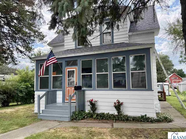 121 Webster St N, Kasota, MN 56050