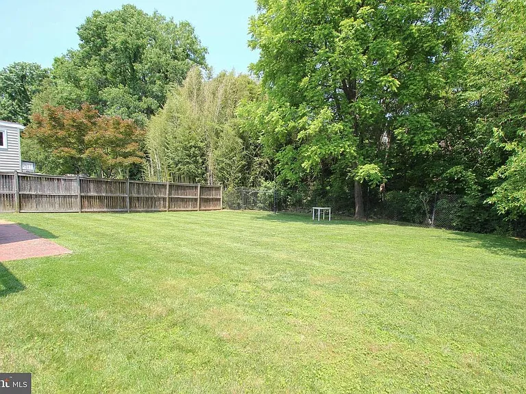 1721 Olney Rd — Photo 19