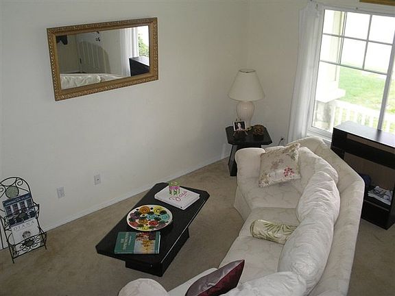 4th image of 12079 W Kings Canyon St