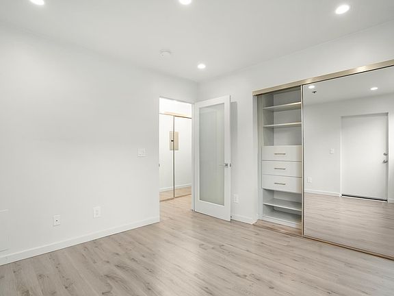 5th image of 3750 Vinton Ave APT 404